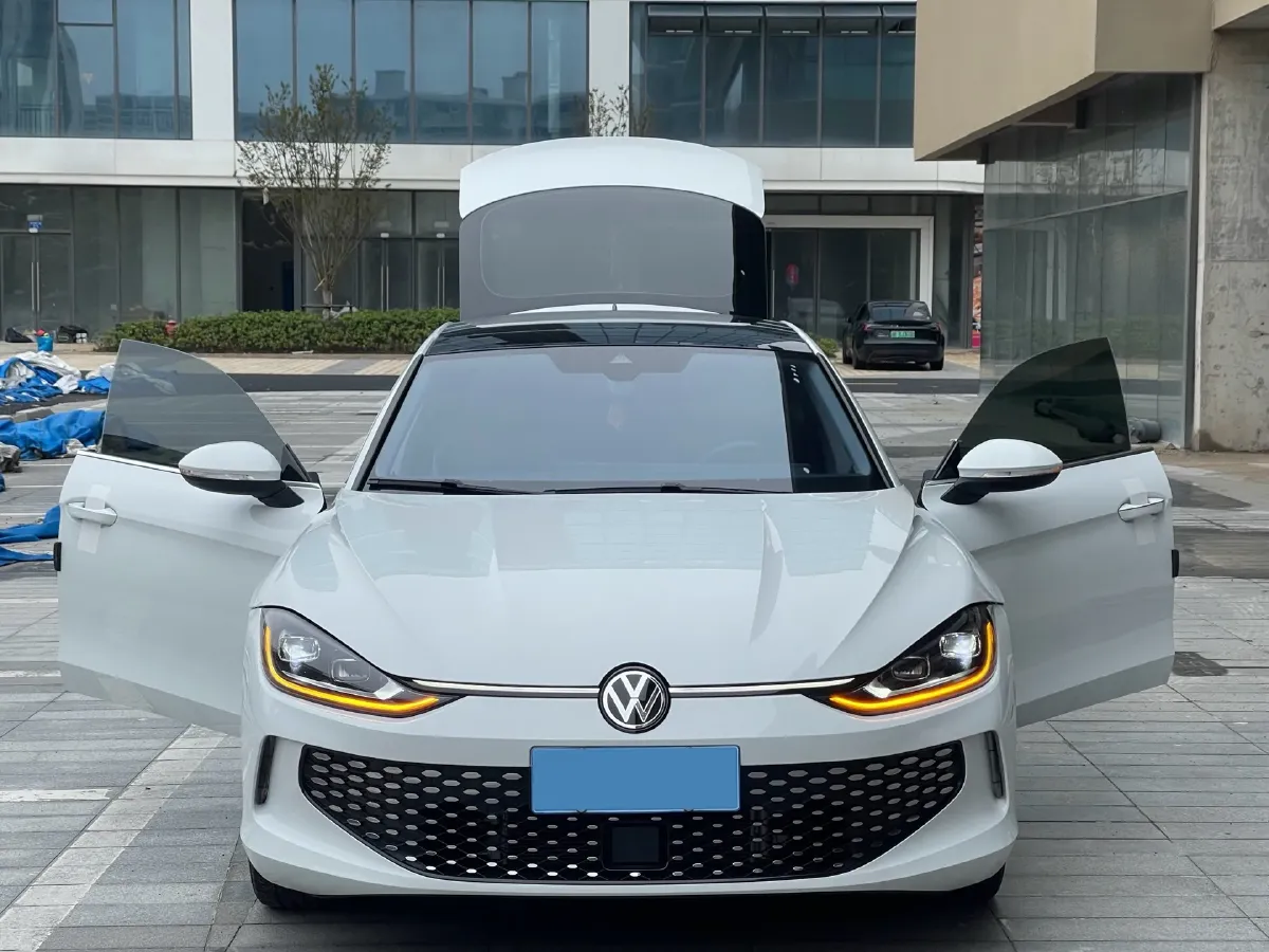 2024 Volkswagen Lamando 1.4T 150HP L4 7DCT,autocango,china used car exporter,china ev exporter,chinese used car exporter,chinese used ev exporter