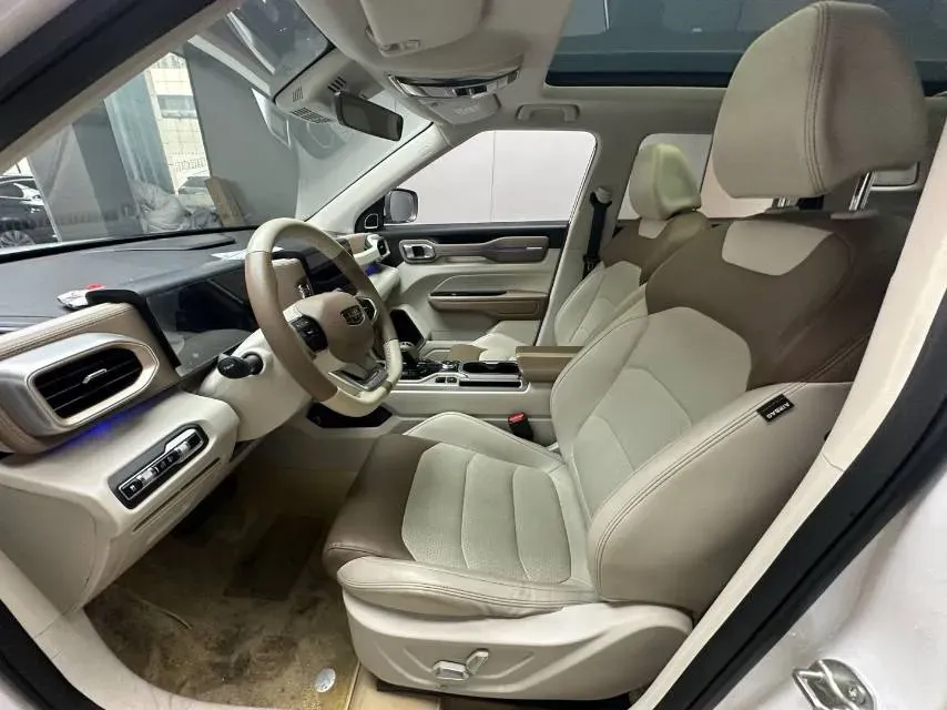 2020 Geely ICON 1.5T 177HP L3 7DCT,autocango,china used car exporter,china ev exporter,chinese used car exporter,chinese used ev exporter