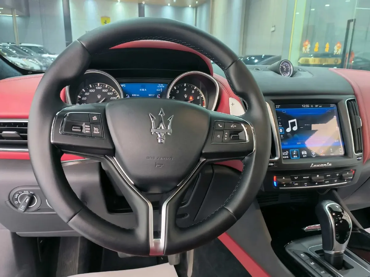 2019 Maserati Levante 3.0T 350HP V6 8AT,autocango,china used car exporter,china ev exporter,chinese used car exporter,chinese used ev exporter