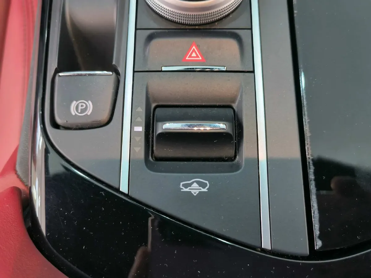 2019 Maserati Levante 3.0T 350HP V6 8AT,autocango,china used car exporter,china ev exporter,chinese used car exporter,chinese used ev exporter