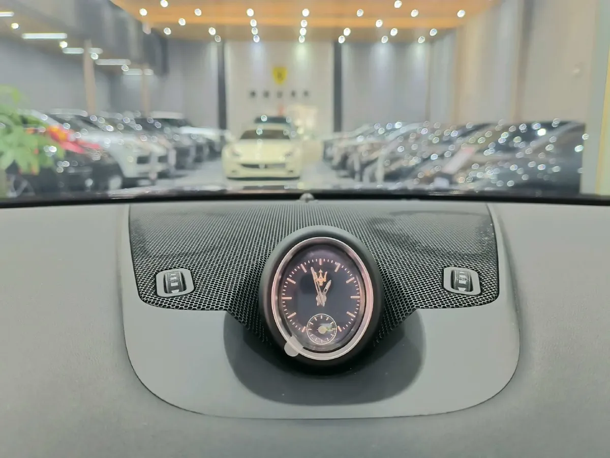 2019 Maserati Levante 3.0T 350HP V6 8AT,autocango,china used car exporter,china ev exporter,chinese used car exporter,chinese used ev exporter