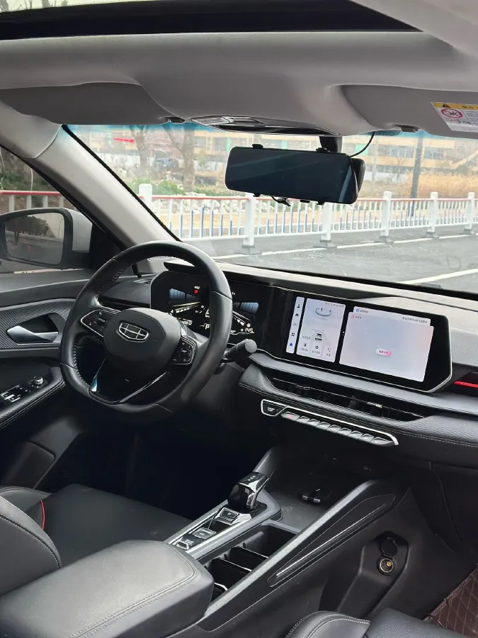 2022 Geely Binray 1.5T 181HP L4 7DCT,autocango,china used car exporter,china ev exporter,chinese used car exporter,chinese used ev exporter