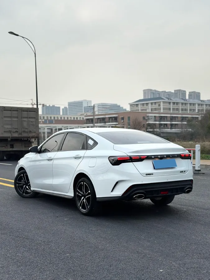 2022 Geely Binray 1.5T 181HP L4 7DCT,autocango,china used car exporter,china ev exporter,chinese used car exporter,chinese used ev exporter