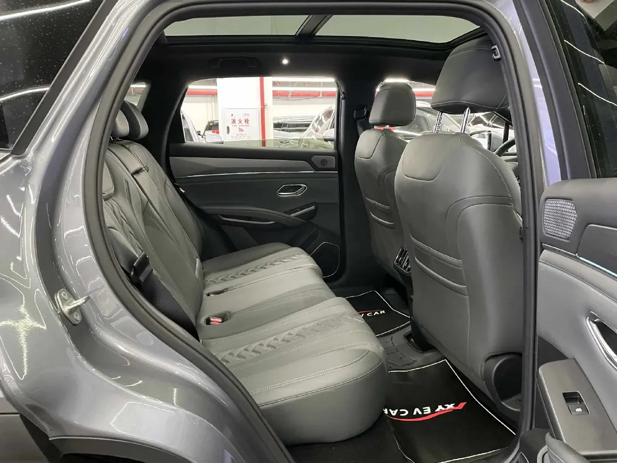 2025 BYD SongL DM-i 1.5L 101HP L4 E-CVT PHEV 26.6KWH,autocango,china used car exporter,china ev exporter,chinese used car exporter,chinese used ev exporter