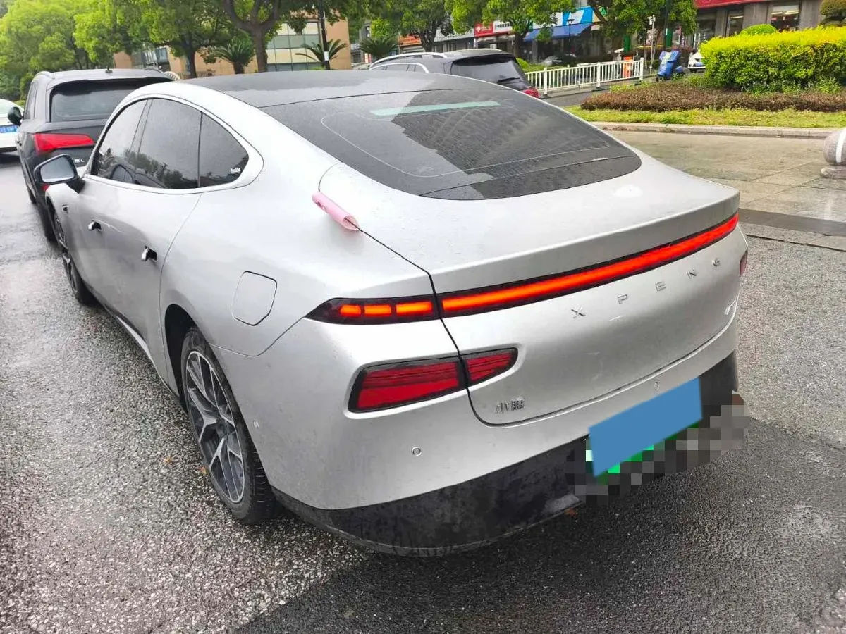 2023 Xpeng P7 BEV 86.2KWH,autocango,china used car exporter,china ev exporter,chinese used car exporter,chinese used ev exporter