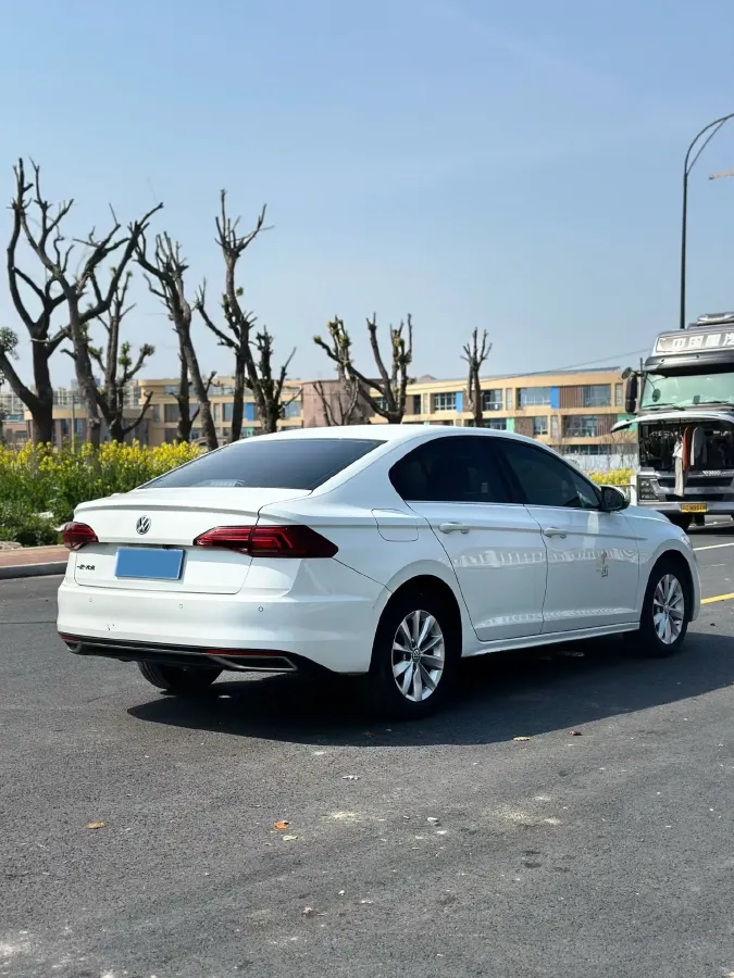 2019 Bestune T77 1.2T 143HP L4 7DCT,autocango,china used car exporter,china ev exporter,chinese used car exporter,chinese used ev exporter