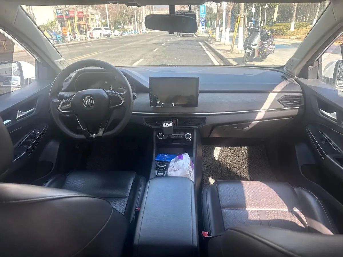 2021 Weltmeister E.5 BEV 49.92KWH,autocango,china used car exporter,china ev exporter,chinese used car exporter,chinese used ev exporter