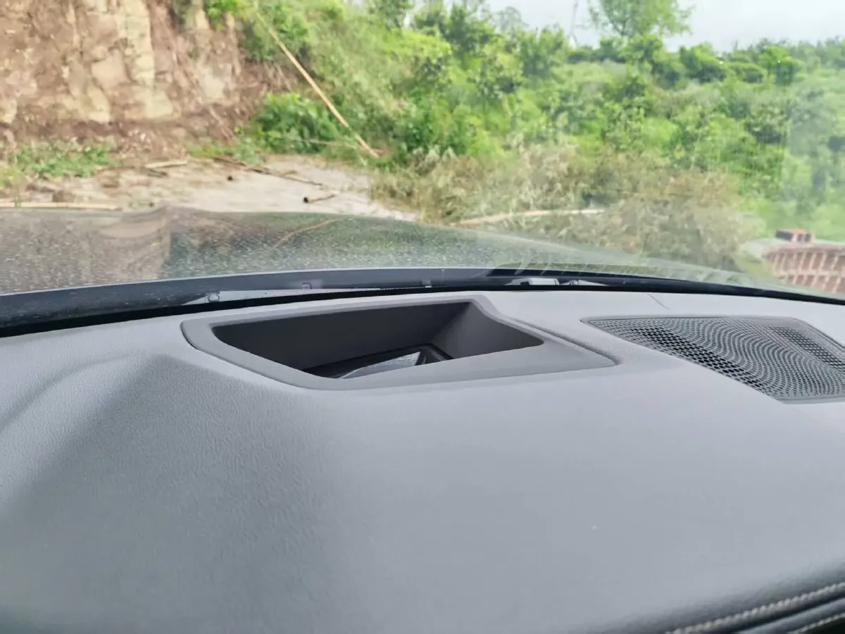 2022 BMW X5 2.0T 245HP L4 8AT,autocango,china used car exporter,china ev exporter,chinese used car exporter,chinese used ev exporter