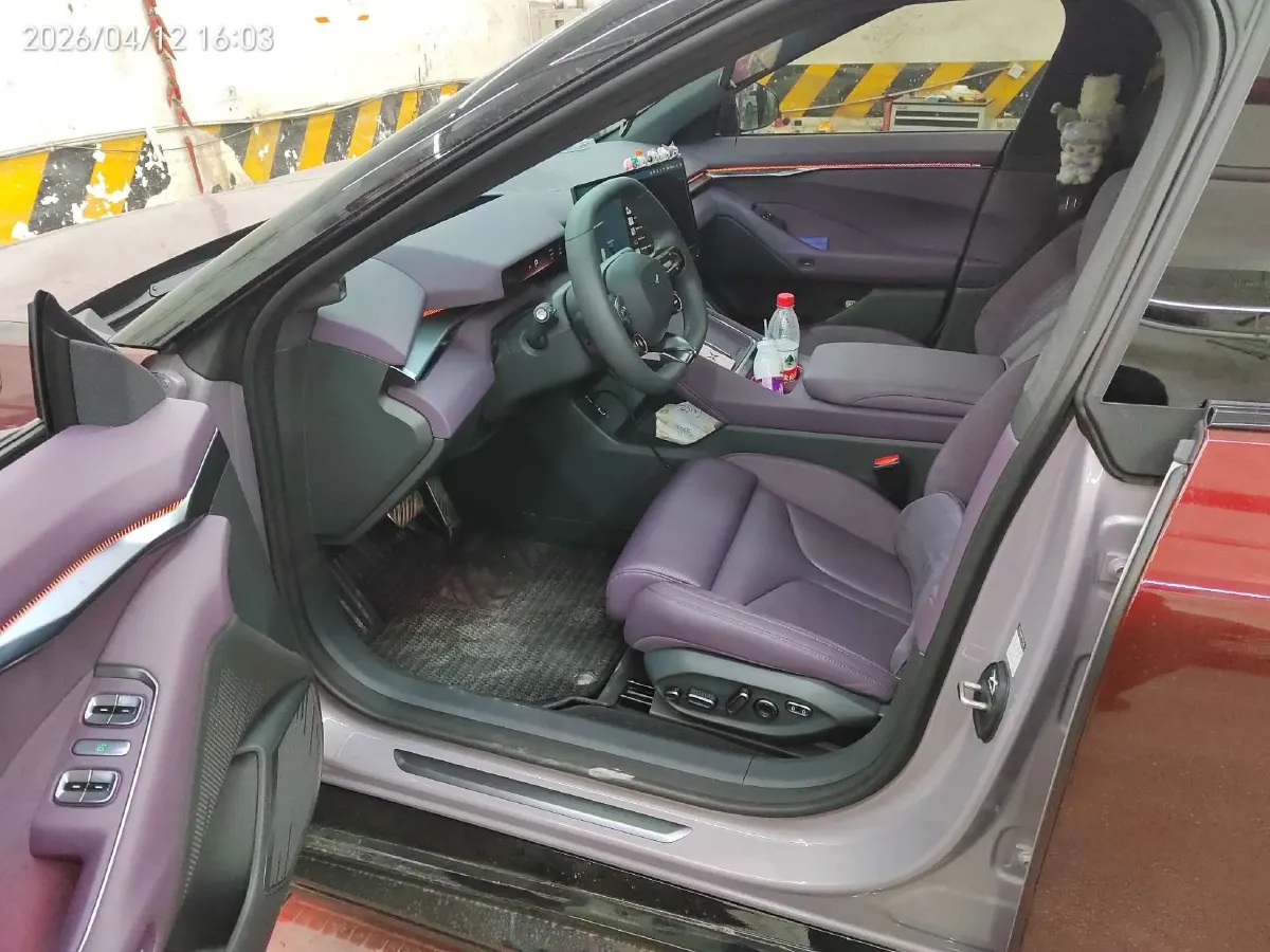 2025 Xpeng P7 BEV,autocango,china used car exporter,china ev exporter,chinese used car exporter,chinese used ev exporter