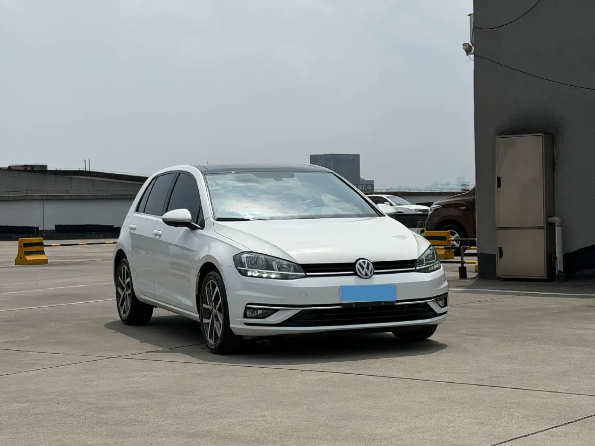 2020 Volkswagen Golf 1.4T 150HP L4 7DCT,autocango,china used car exporter,china ev exporter,chinese used car exporter,chinese used ev exporter