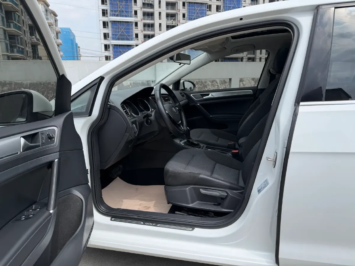 2020 Volkswagen Golf 1.4T 150HP L4 7DCT,autocango,china used car exporter,china ev exporter,chinese used car exporter,chinese used ev exporter