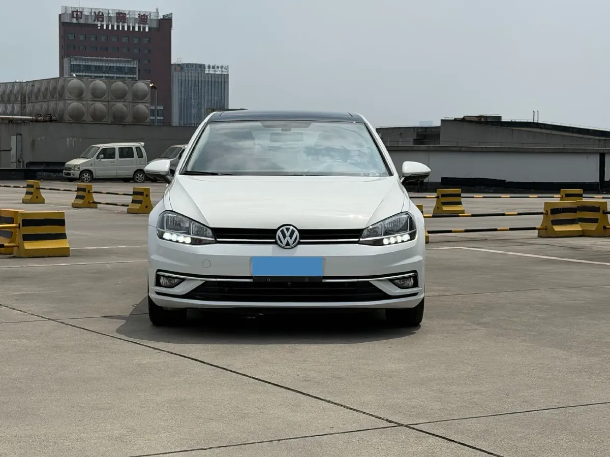 2020 Volkswagen Golf 1.4T 150HP L4 7DCT,autocango,china used car exporter,china ev exporter,chinese used car exporter,chinese used ev exporter