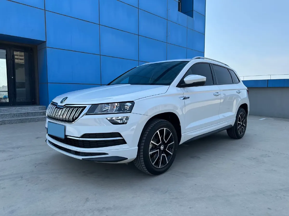 2023 Skoda Karoq 1.4T 150HP L4 7DCT,autocango,china used car exporter,china ev exporter,chinese used car exporter,chinese used ev exporter