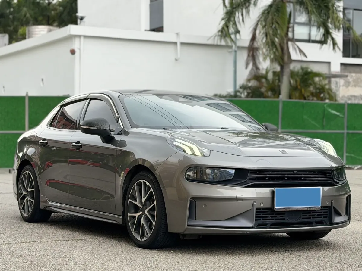 2022 LYNK&CO 03 2.0T 190HP L4 7DCT,autocango,china used car exporter,china ev exporter,chinese used car exporter,chinese used ev exporter