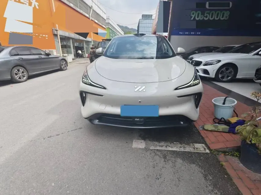2023 IM LS6 BEV 71KWH,autocango,china used car exporter,china ev exporter,chinese used car exporter,chinese used ev exporter
