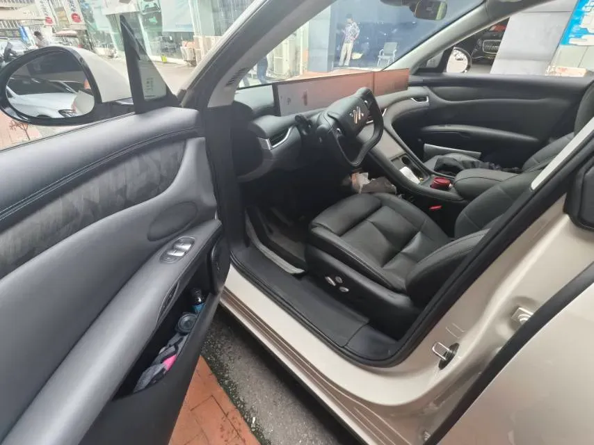 2023 IM LS6 BEV 71KWH,autocango,china used car exporter,china ev exporter,chinese used car exporter,chinese used ev exporter