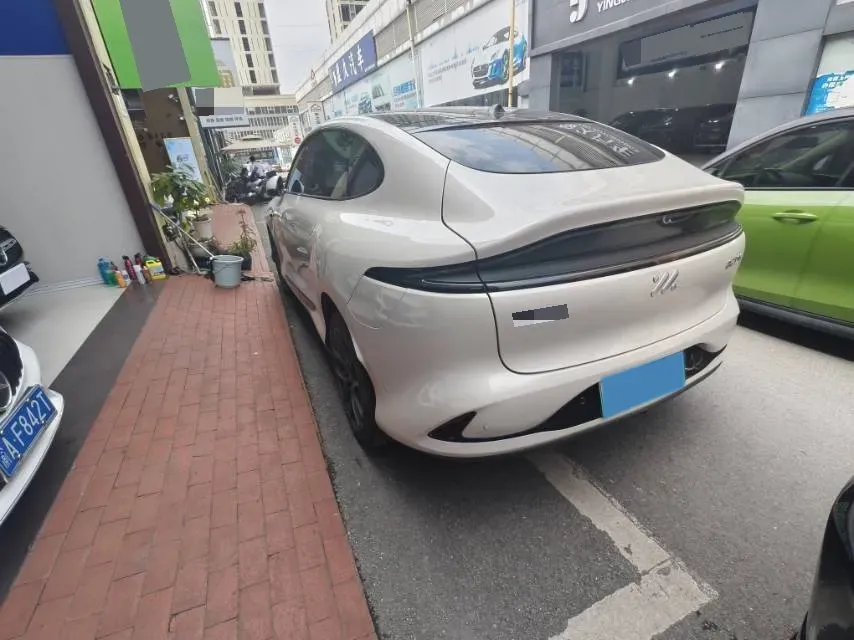 2023 IM LS6 BEV 71KWH,autocango,china used car exporter,china ev exporter,chinese used car exporter,chinese used ev exporter
