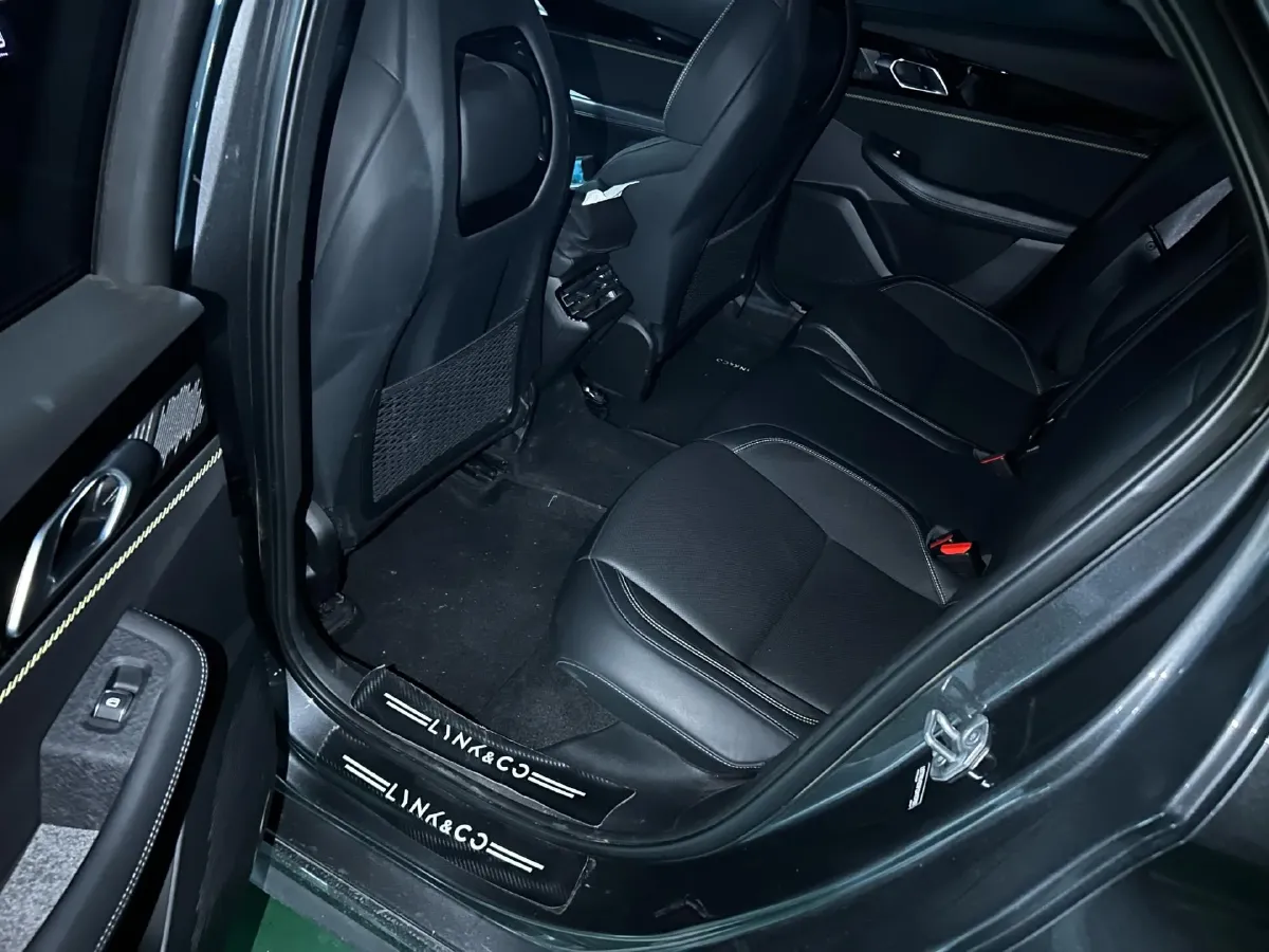 2023 LYNK&CO 03 2.0T 254HP L4 7DCT,autocango,china used car exporter,china ev exporter,chinese used car exporter,chinese used ev exporter