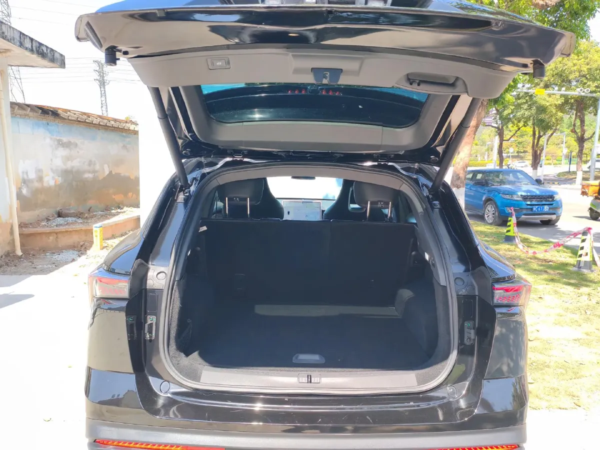 2023 Jetour DASHING i-DM 1.5T 156HP L4 3DHT PHEV 19.27KWH,autocango,china used car exporter,china ev exporter,chinese used car exporter,chinese used ev exporter