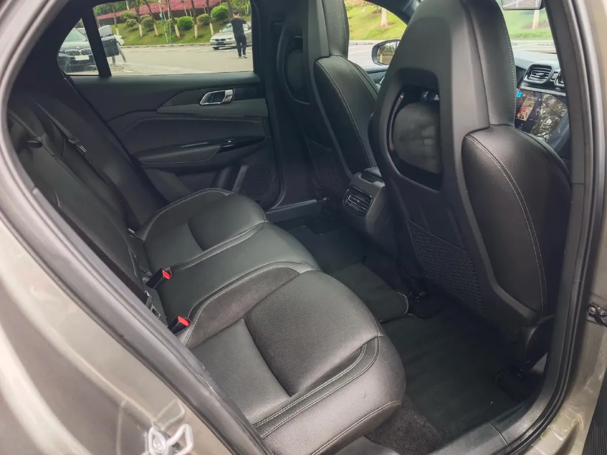 2021 LYNK&CO 03 2.0T 190HP L4 6AT,autocango,china used car exporter,china ev exporter,chinese used car exporter,chinese used ev exporter