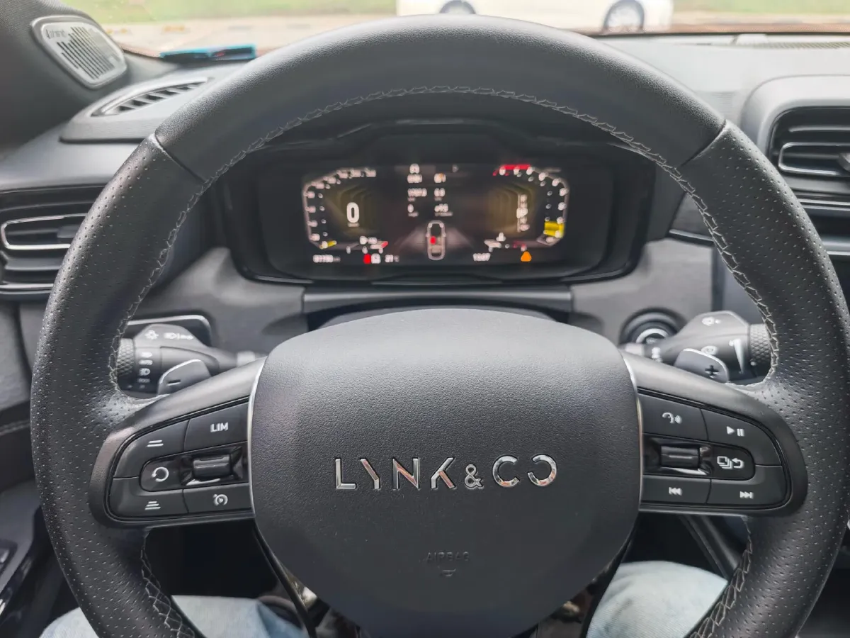 2021 LYNK&CO 03 2.0T 190HP L4 6AT,autocango,china used car exporter,china ev exporter,chinese used car exporter,chinese used ev exporter