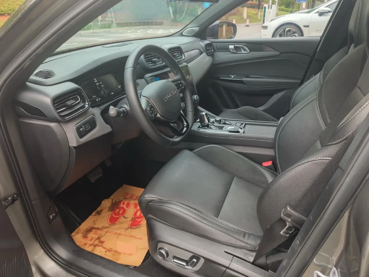 2021 LYNK&CO 03 2.0T 190HP L4 6AT,autocango,china used car exporter,china ev exporter,chinese used car exporter,chinese used ev exporter