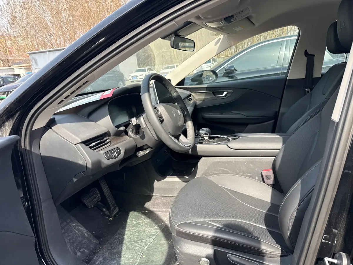 2022 HongQi E-QM5 BEV 54KWH,autocango,china used car exporter,china ev exporter,chinese used car exporter,chinese used ev exporter