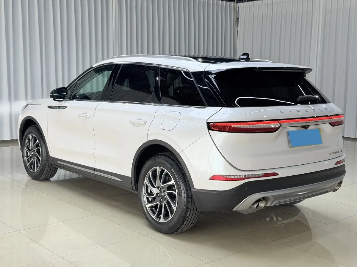 2021 Lincoln Corsair 2.0T 245HP L4 8AT,autocango,china used car exporter,china ev exporter,chinese used car exporter,chinese used ev exporter