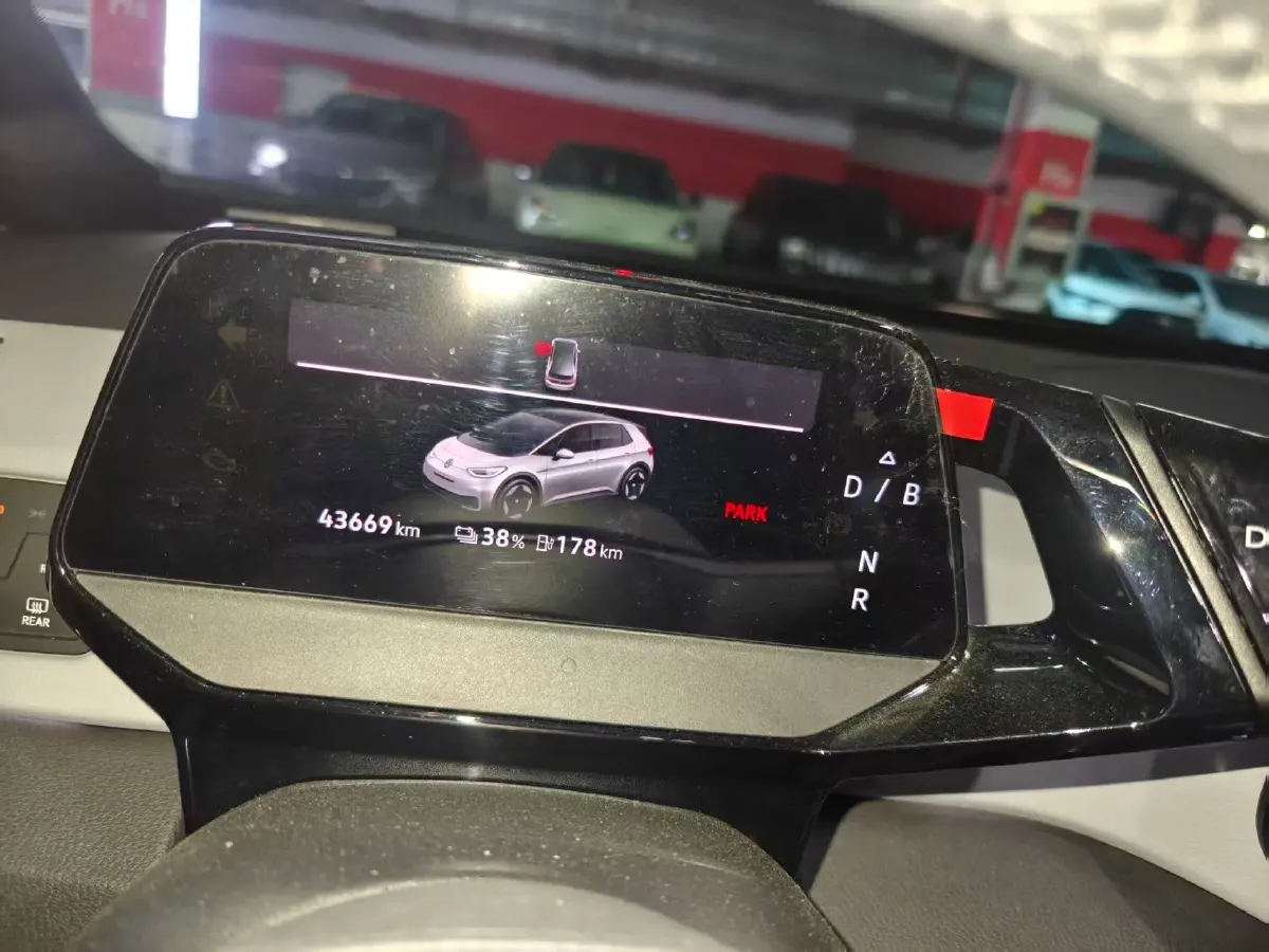 2023 Volkswagen ID.3 BEV 52.8KWH,autocango,china used car exporter,china ev exporter,chinese used car exporter,chinese used ev exporter