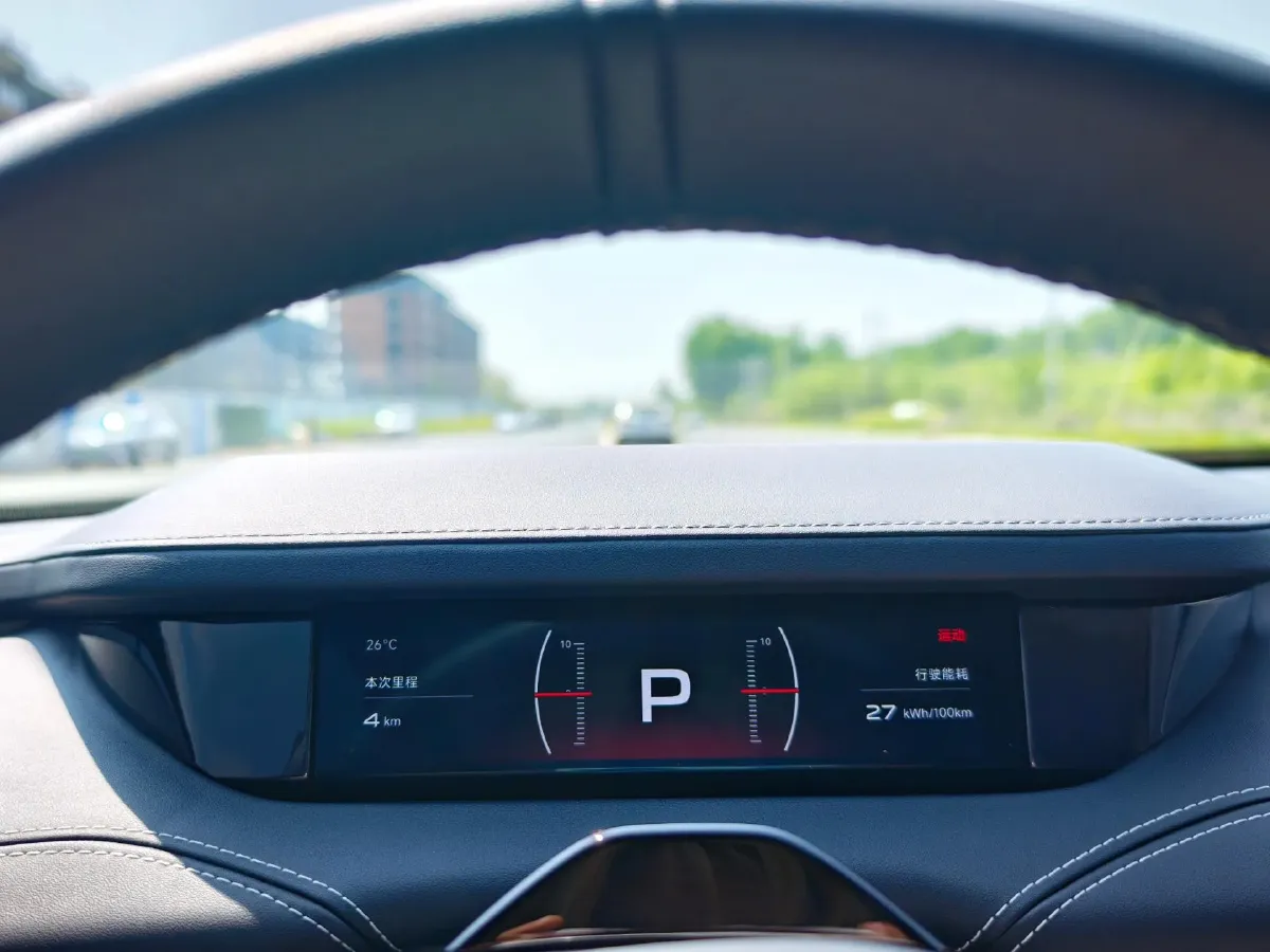 2024 MI SU7 BEV 101KWH,autocango,china used car exporter,china ev exporter,chinese used car exporter,chinese used ev exporter