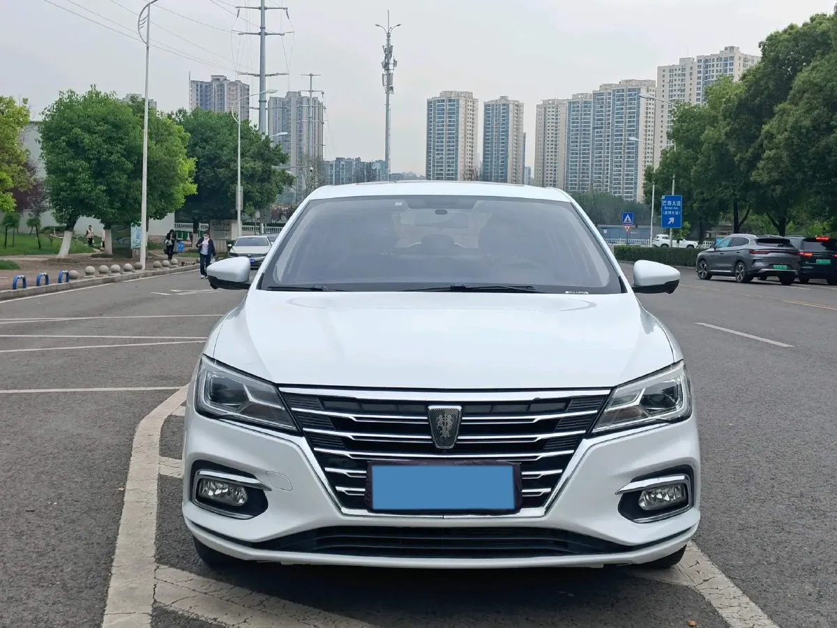2019 Roewe i5 1.5L 120HP L4 CVT,autocango,china used car exporter,china ev exporter,chinese used car exporter,chinese used ev exporter