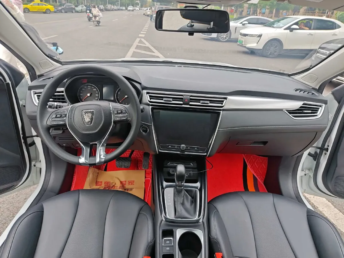 2019 Roewe i5 1.5L 120HP L4 CVT,autocango,china used car exporter,china ev exporter,chinese used car exporter,chinese used ev exporter