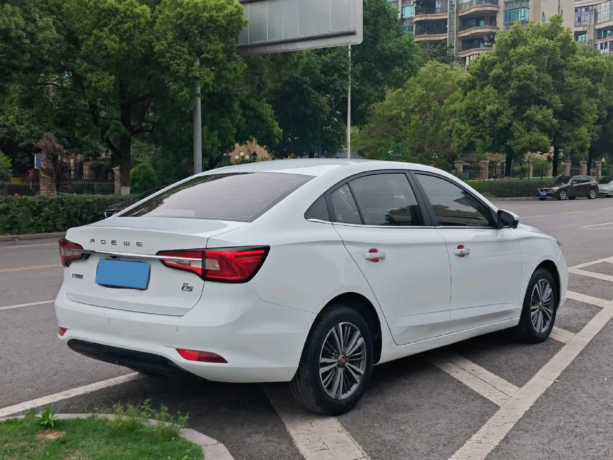 2019 Roewe i5 1.5L 120HP L4 CVT,autocango,china used car exporter,china ev exporter,chinese used car exporter,chinese used ev exporter
