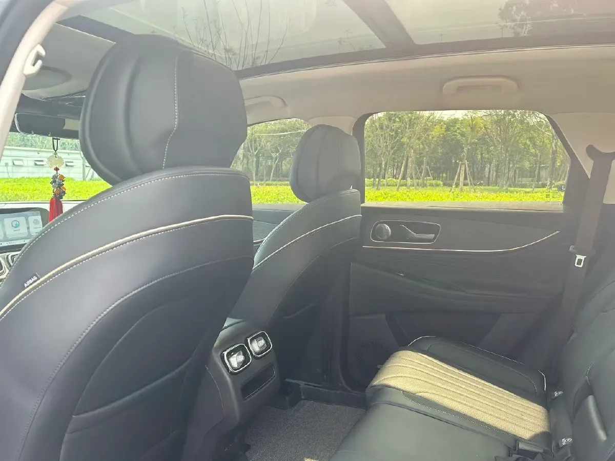 2023 Chery Tiggo 9 2.0T 261HP L4 7DCT,autocango,china used car exporter,china ev exporter,chinese used car exporter,chinese used ev exporter