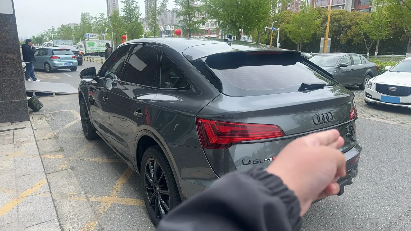 2024 Audi Q5L Sportback 2.0T 190HP L4 7DCT,autocango,china used car exporter,china ev exporter,chinese used car exporter,chinese used ev exporter