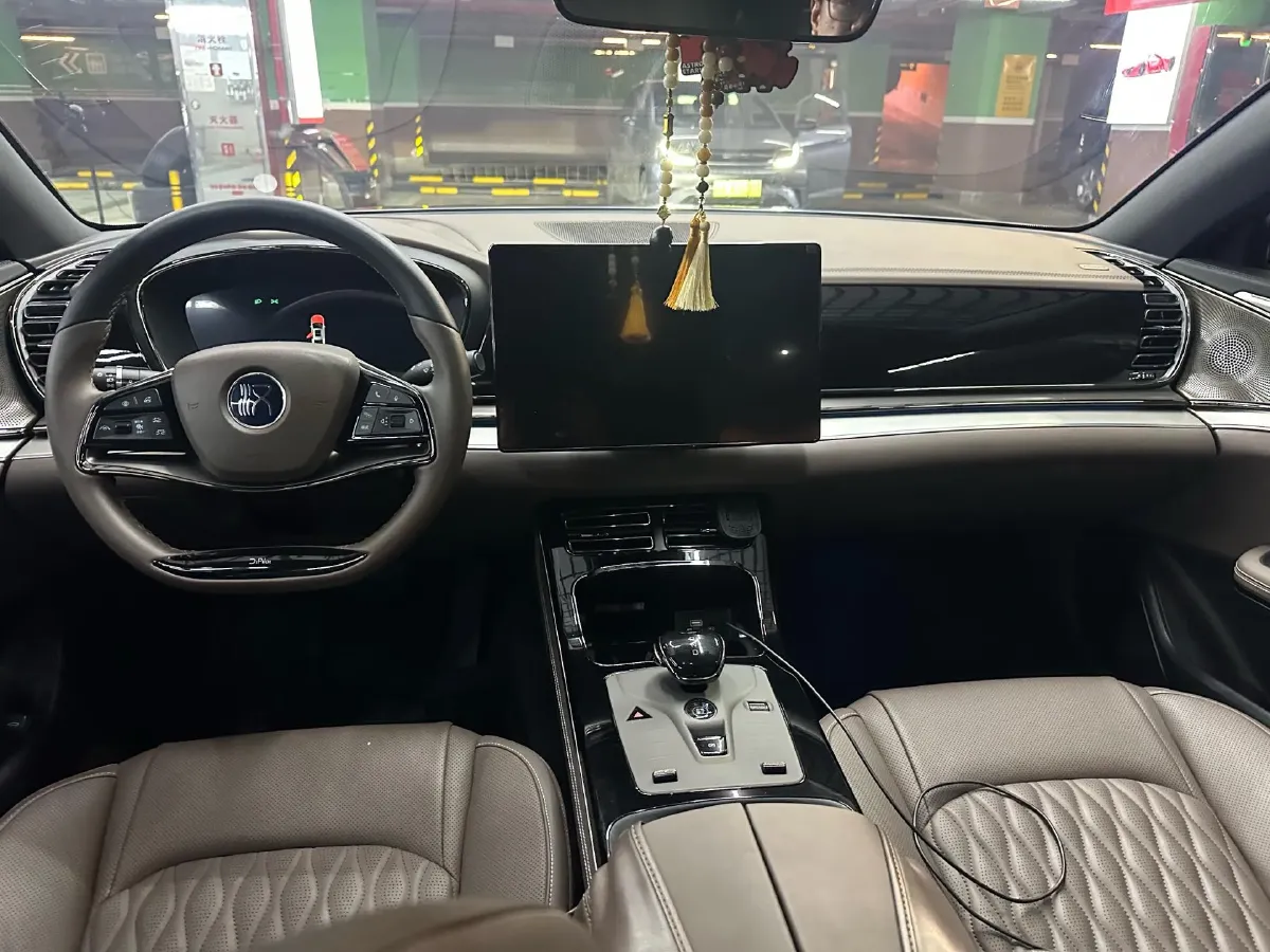 2023 BYD Han 1.5T 139HP L4 E-CVT PHEV 18.316KWH,autocango,china used car exporter,china ev exporter,chinese used car exporter,chinese used ev exporter