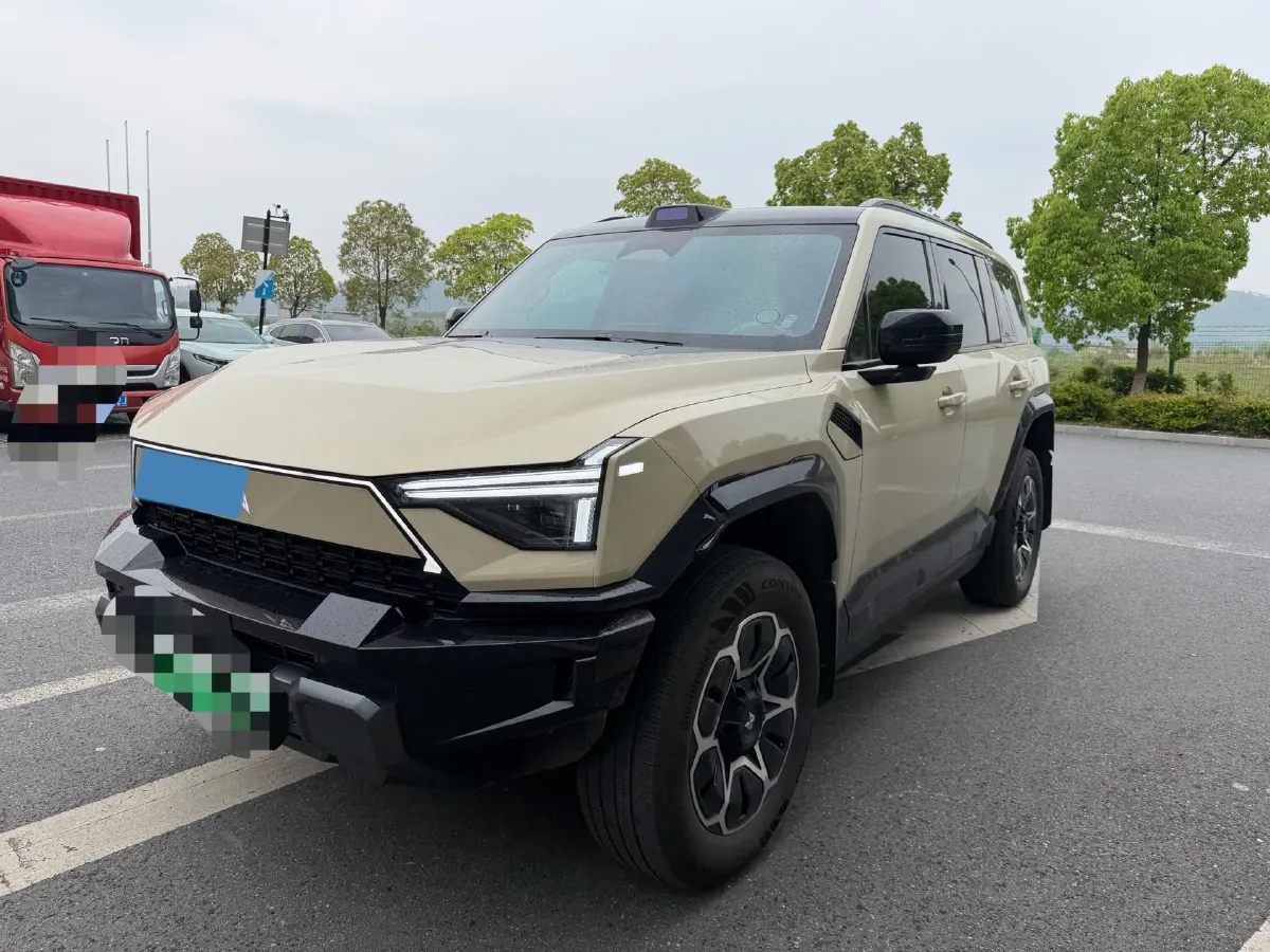 2025 M Hero WarriorM817 1.5T 197HP L4 2DHT PHEV,autocango,china used car exporter,china ev exporter,chinese used car exporter,chinese used ev exporter