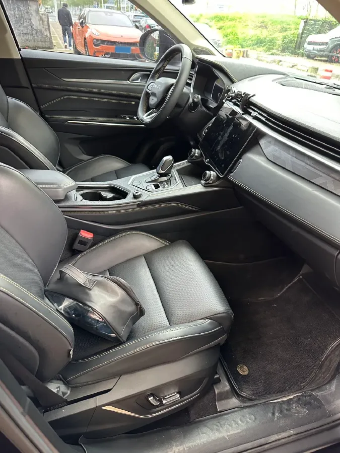 2023 MAXUS Interstellar 2.0T 261HP L4 8AT,autocango,china used car exporter,china ev exporter,chinese used car exporter,chinese used ev exporter