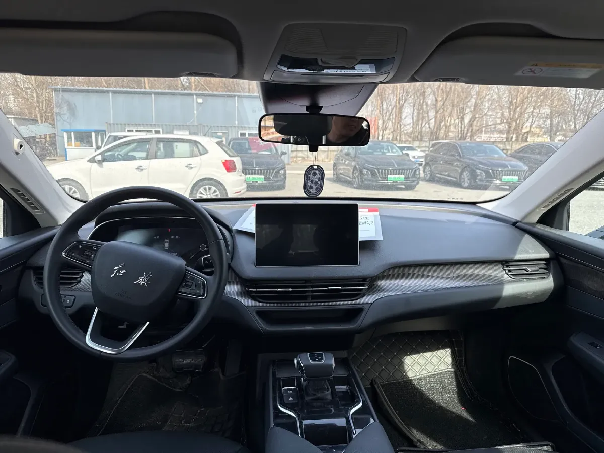 2022 HongQi E-QM5 BEV 54KWH,autocango,china used car exporter,china ev exporter,chinese used car exporter,chinese used ev exporter