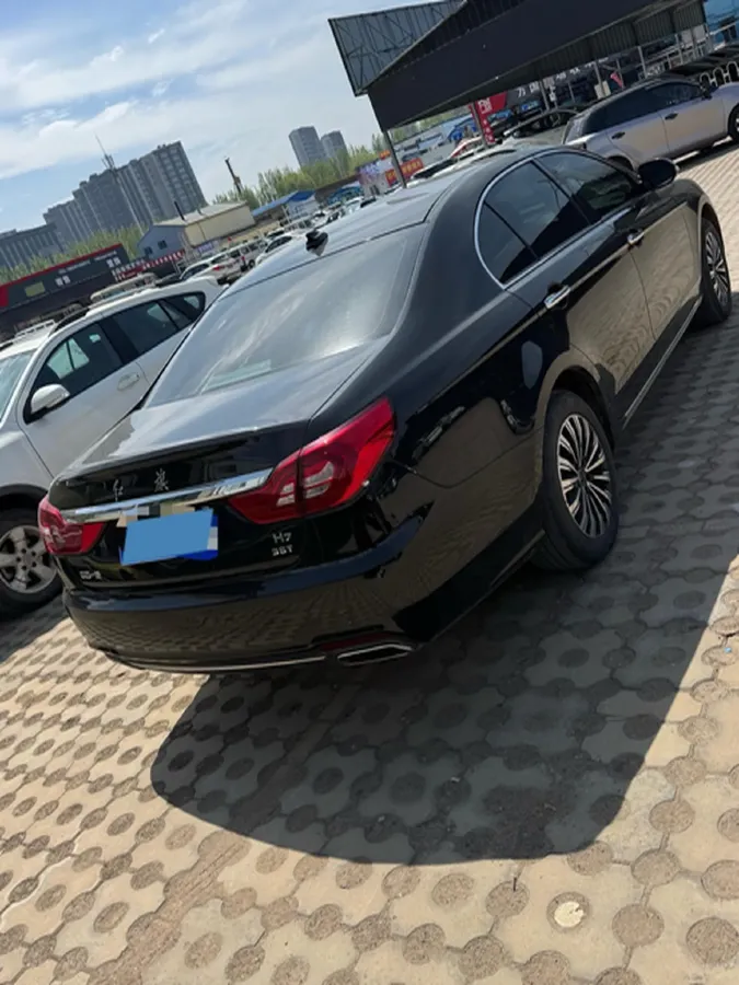 2018 HongQi H7 2.0T 204HP L4 6AT,autocango,china used car exporter,china ev exporter,chinese used car exporter,chinese used ev exporter