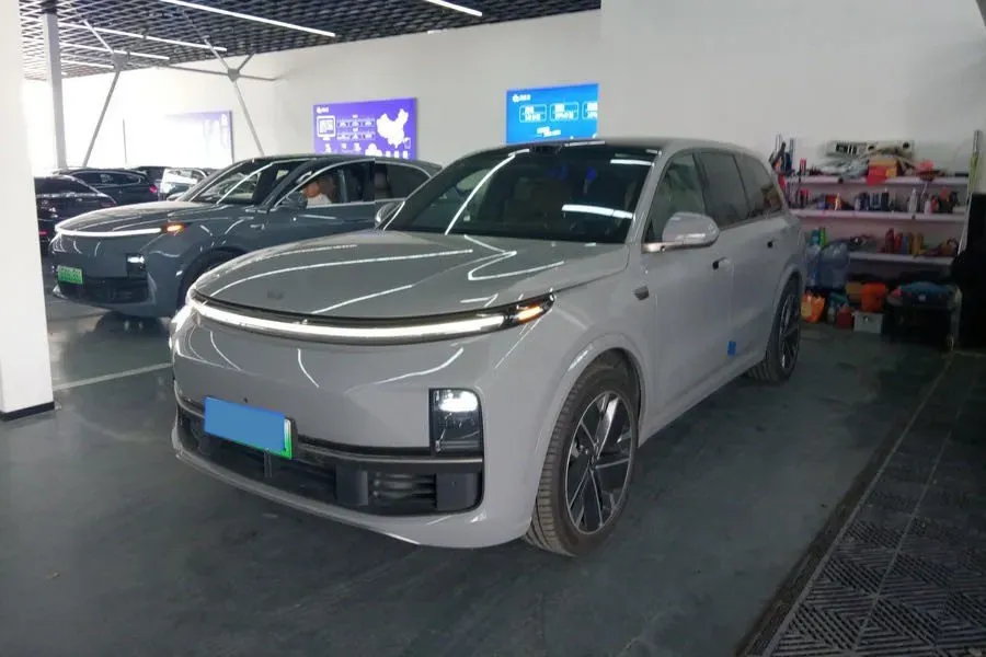 2025 Li L9 Range Extended 154HP REEV,autocango,china used car exporter,china ev exporter,chinese used car exporter,chinese used ev exporter