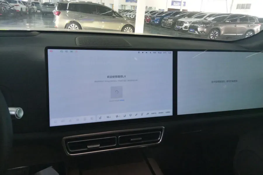 2025 Li L9 Range Extended 154HP REEV,autocango,china used car exporter,china ev exporter,chinese used car exporter,chinese used ev exporter