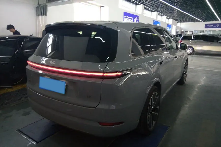 2025 Li L9 Range Extended 154HP REEV,autocango,china used car exporter,china ev exporter,chinese used car exporter,chinese used ev exporter