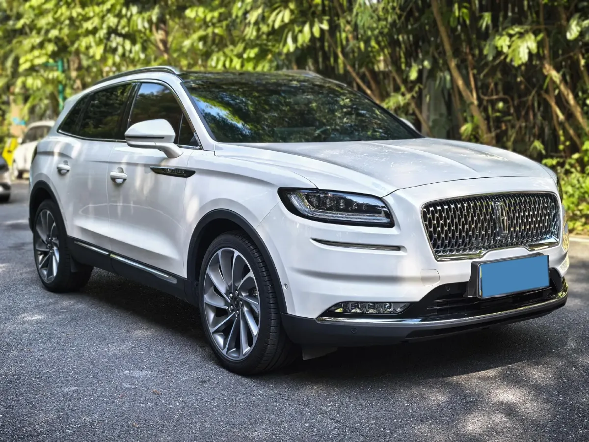 2021 Lincoln Nautilus 2.7T 322HP V6 8AT,autocango,china used car exporter,china ev exporter,chinese used car exporter,chinese used ev exporter