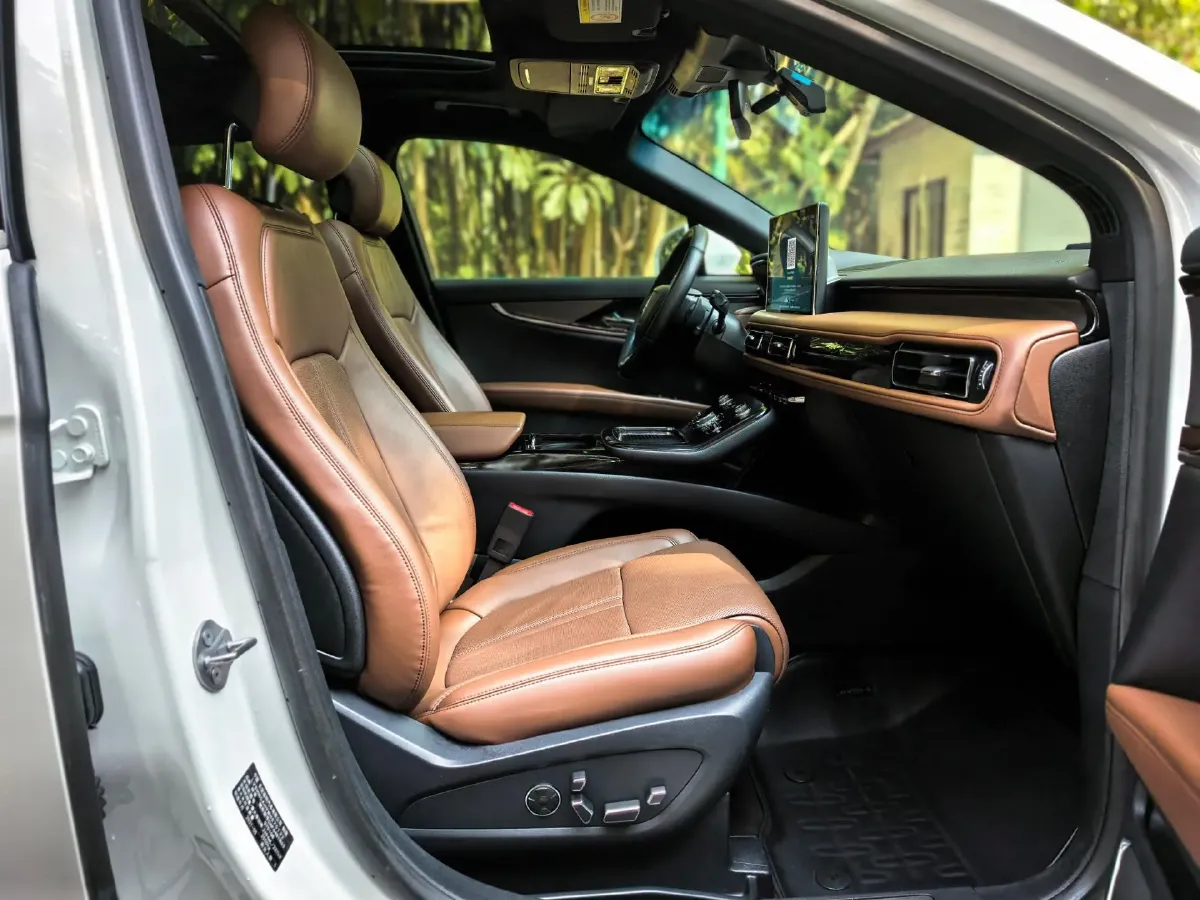 2021 Lincoln Nautilus 2.7T 322HP V6 8AT,autocango,china used car exporter,china ev exporter,chinese used car exporter,chinese used ev exporter