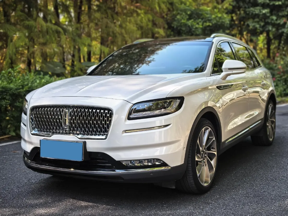 2021 Lincoln Nautilus 2.7T 322HP V6 8AT,autocango,china used car exporter,china ev exporter,chinese used car exporter,chinese used ev exporter