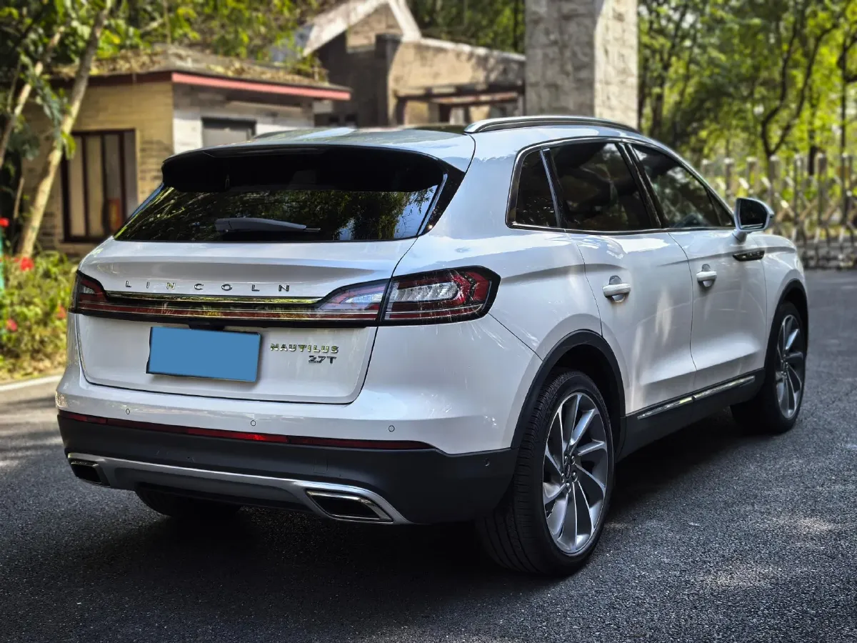 2021 Lincoln Nautilus 2.7T 322HP V6 8AT,autocango,china used car exporter,china ev exporter,chinese used car exporter,chinese used ev exporter