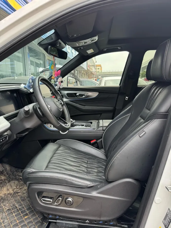 2022 GAC Trumpchi GS8 2.0T 252HP L4 8AT,autocango,china used car exporter,china ev exporter,chinese used car exporter,chinese used ev exporter