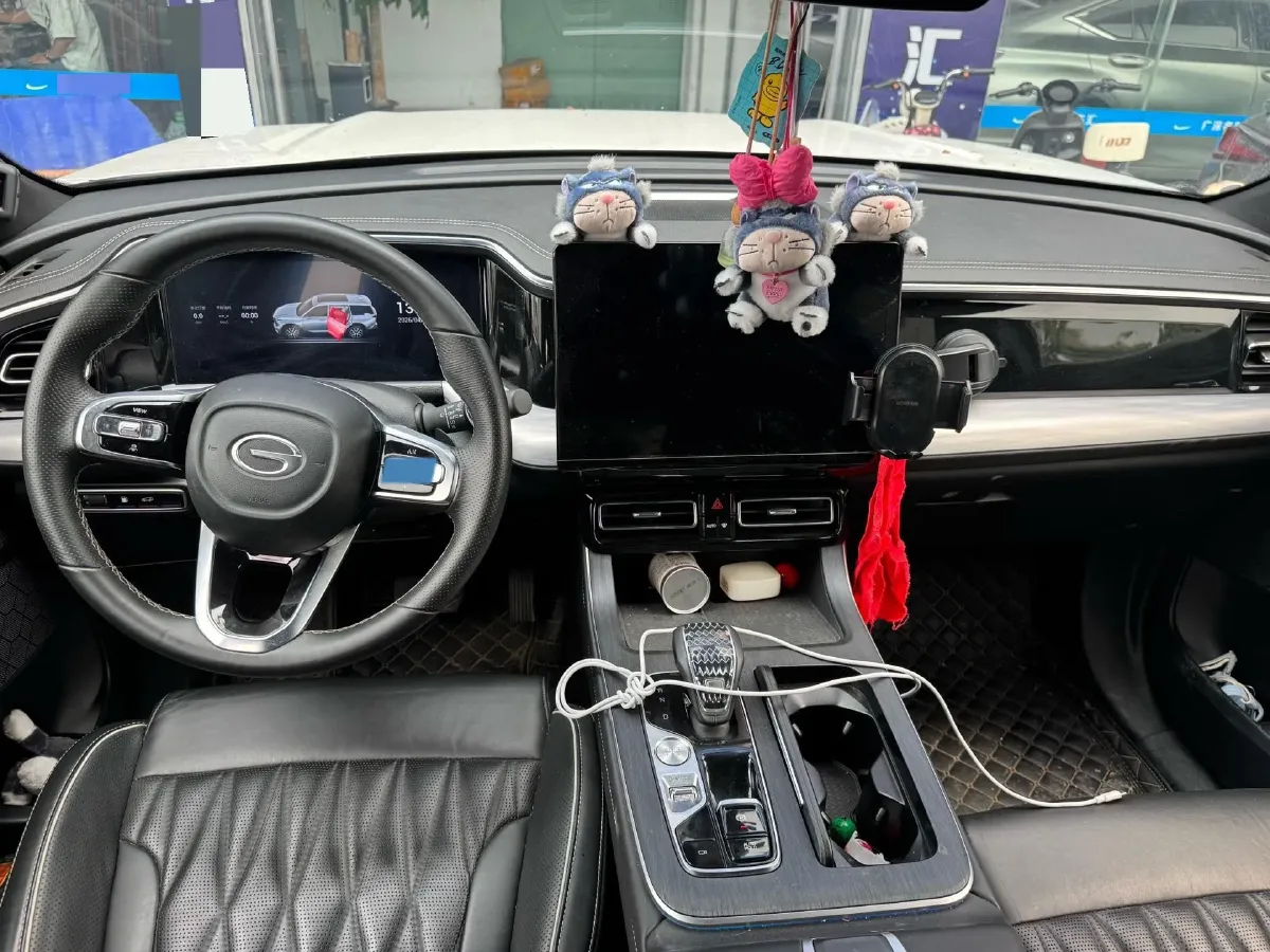 2022 GAC Trumpchi GS8 2.0T 252HP L4 8AT,autocango,china used car exporter,china ev exporter,chinese used car exporter,chinese used ev exporter