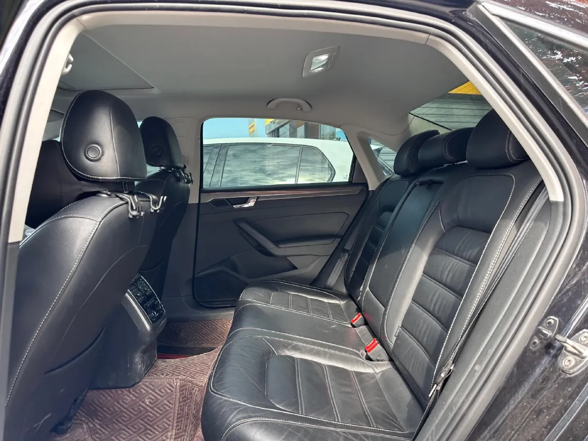 2017 Volkswagen Passat 1.8T 180HP L4 7DCT,autocango,china used car exporter,china ev exporter,chinese used car exporter,chinese used ev exporter